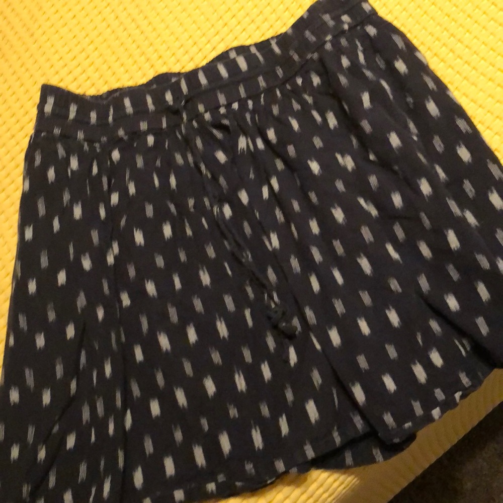 Madewell navy skirt.